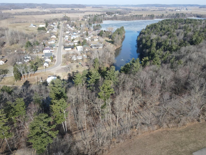 Unit 6 297th St, Eau Galle, WI 54737
