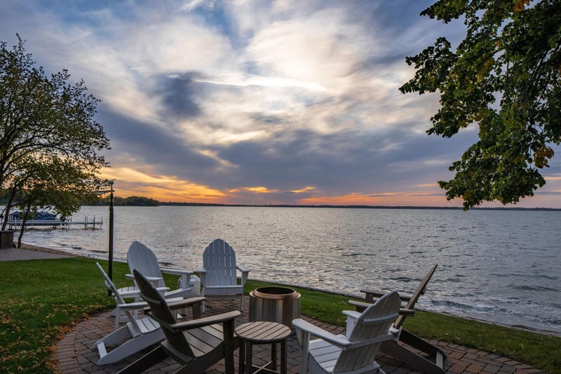 12506 Indian Beach Rd, Spicer, MN 56288