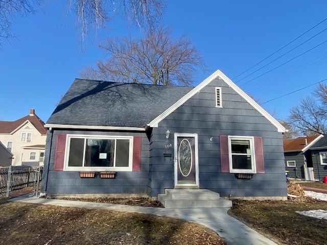 508 2nd Ave SE, Sleepy Eye, MN 56085