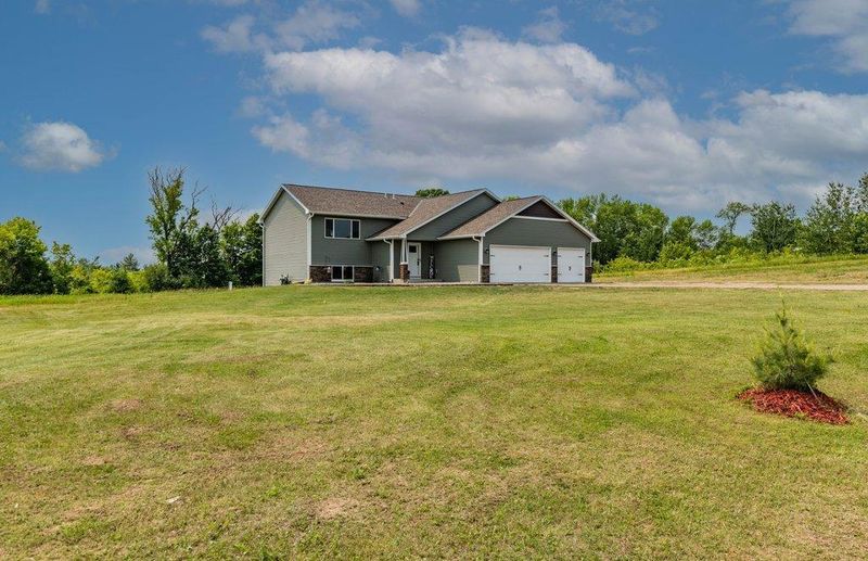 15461 73rd St, Milaca, MN 56353