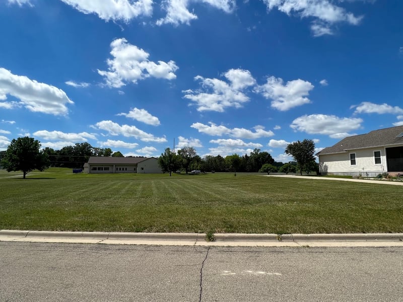 XXXX Hadley Creek Dr NE, Rochester, MN 55906