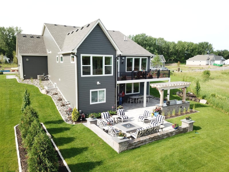 1113 Mehegan Ln, White Bear Lake, MN 55127