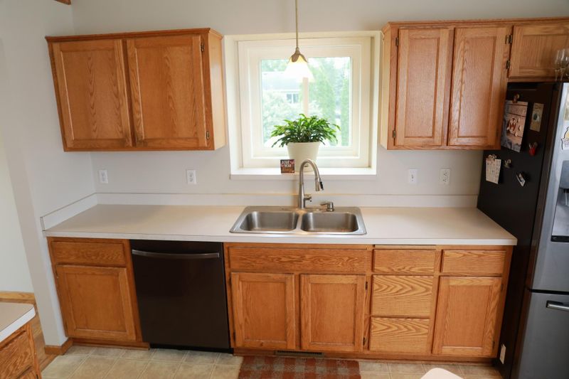 13166 Elgin Dr NW, Elk River, MN 55330