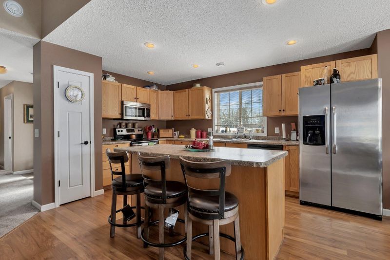 450 Pintail Cir, Annandale, MN 55302