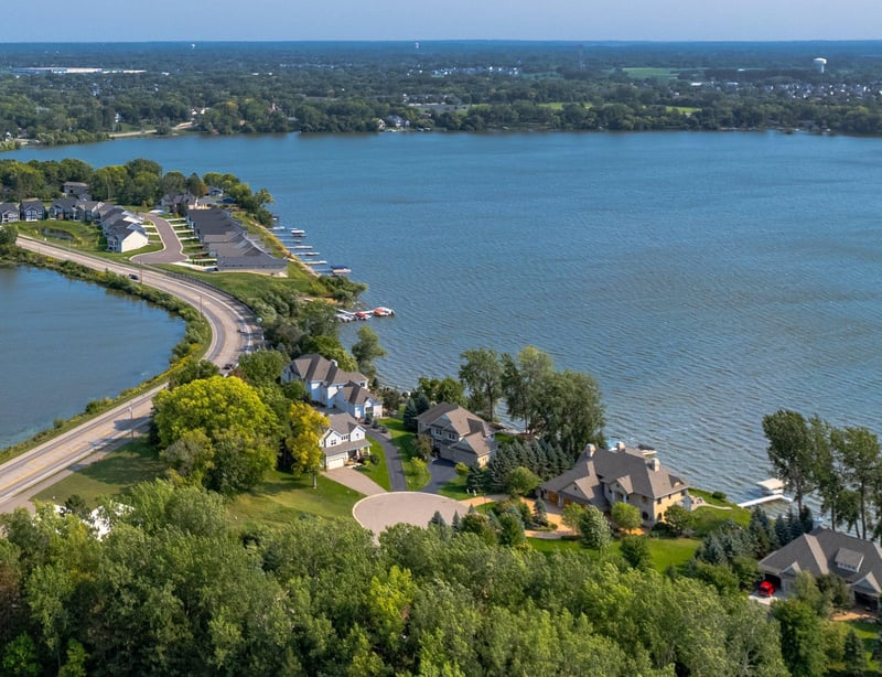 7264 Mound Ct, Hugo, MN 55038