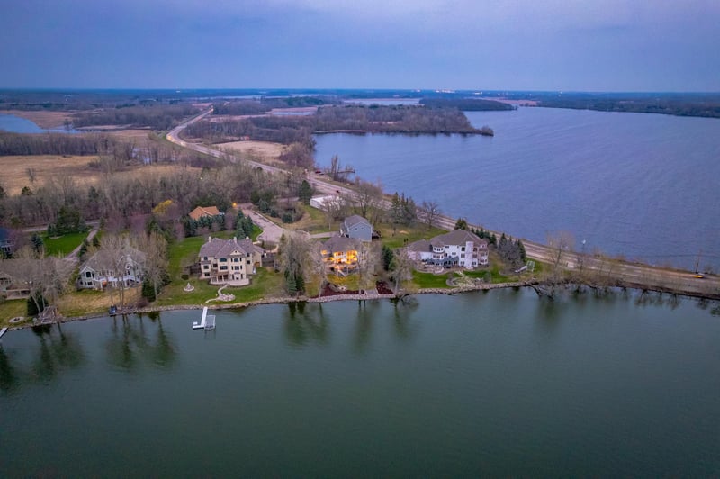 7264 Mound Ct, Hugo, MN 55038