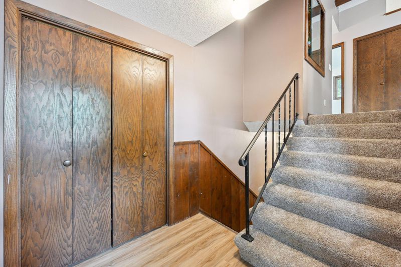 237 Elm Dr, Foley, MN 56329