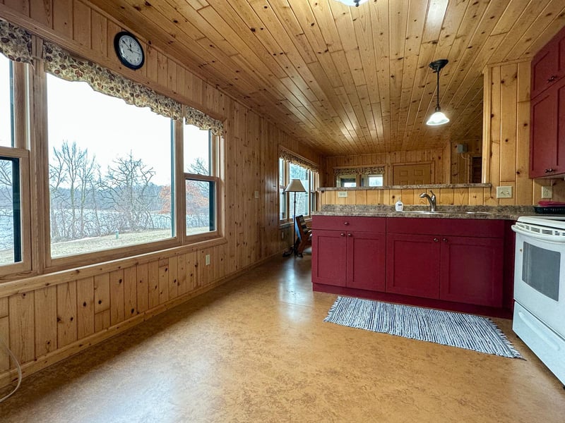 45555 390th Ave SE, Lengby, MN 56651