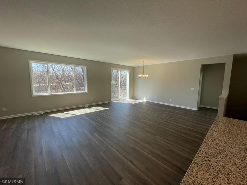 1534 100th Ave NW, Coon Rapids, MN 55433