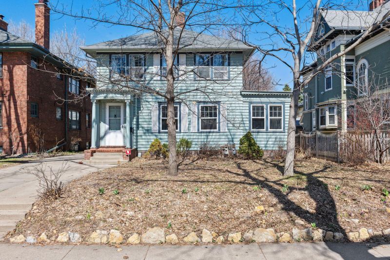621 5th St SE, Minneapolis, MN 55414
