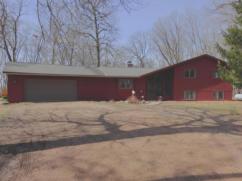 3765 225th St, Winsted, MN 55395