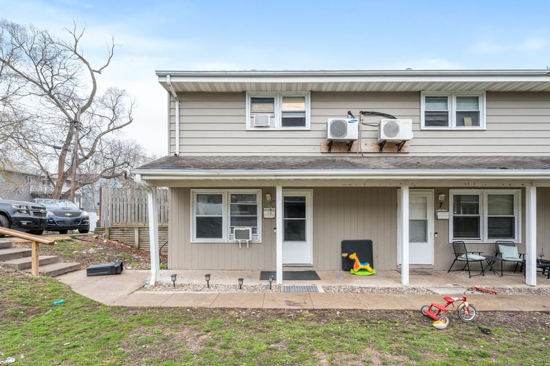 4625 Tyler St, Columbia Heights, MN 55421