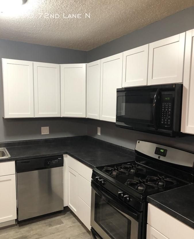 7270 72nd Ln N, Brooklyn Park, MN 55428