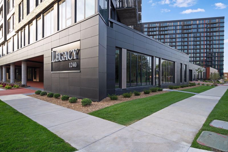 1240 S 2nd St #1032, Minneapolis, MN 55415