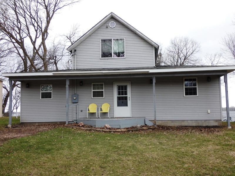 22 Koch Cir, Tracy, MN 56175