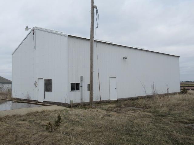 XXX 1st St, Revere, MN 56166