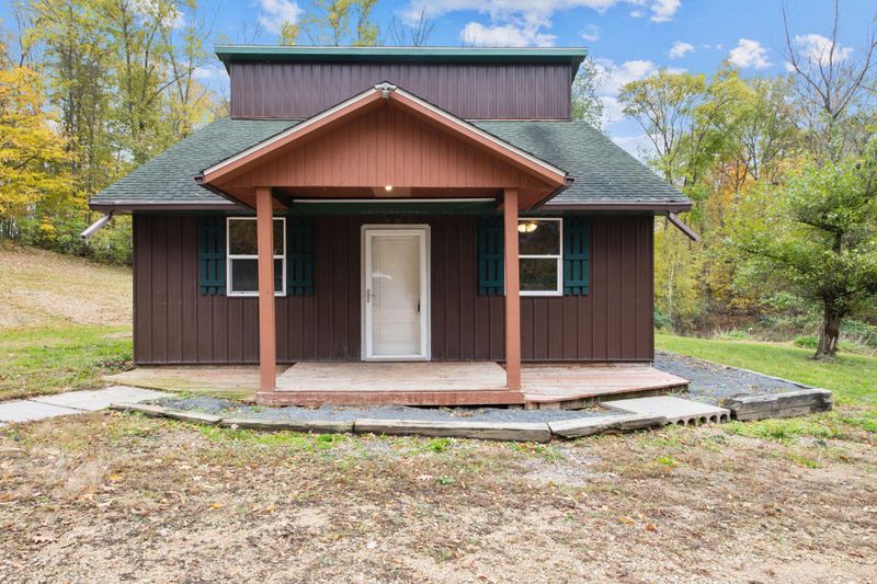 N8874 200th St, Spring Valley, WI 54767