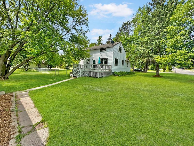 502 SE 2nd Ave, Grand Rapids, MN 55744