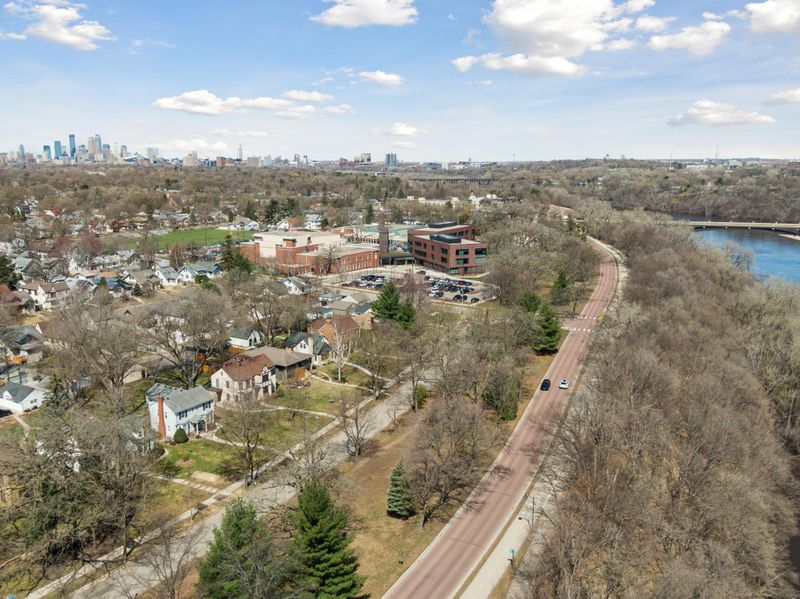 3236 Edmund Blvd, Minneapolis, MN 55406