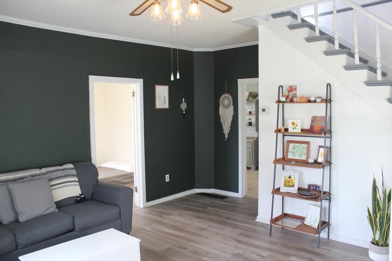 404 S Henry St, Elmore, MN 56027