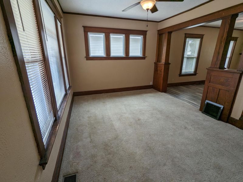 105 6th St NW, Austin, MN 55912
