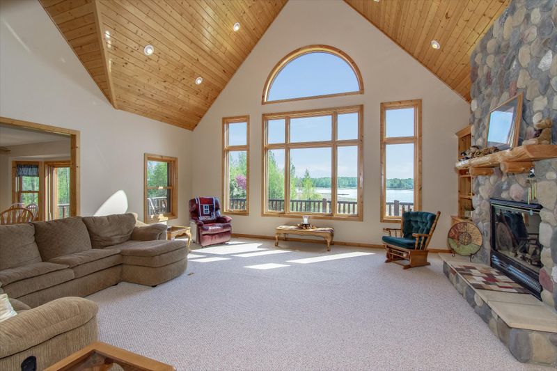 21233 579th St, Jacobson, MN 55752