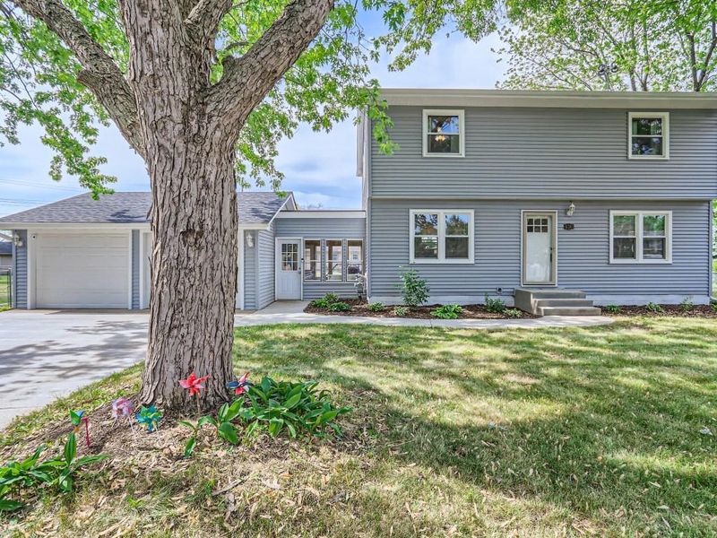 4361 Onyx Point, Eagan, MN 55122