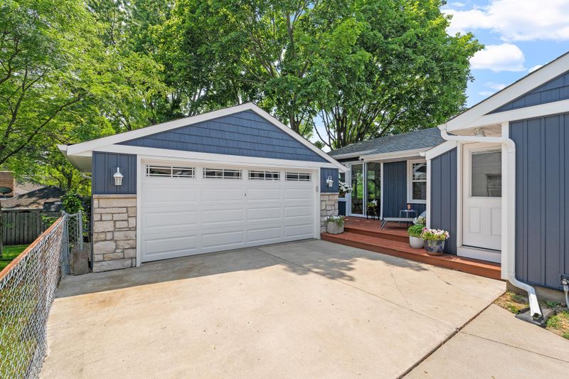 1652 Bohland Ave, Saint Paul, MN 55116