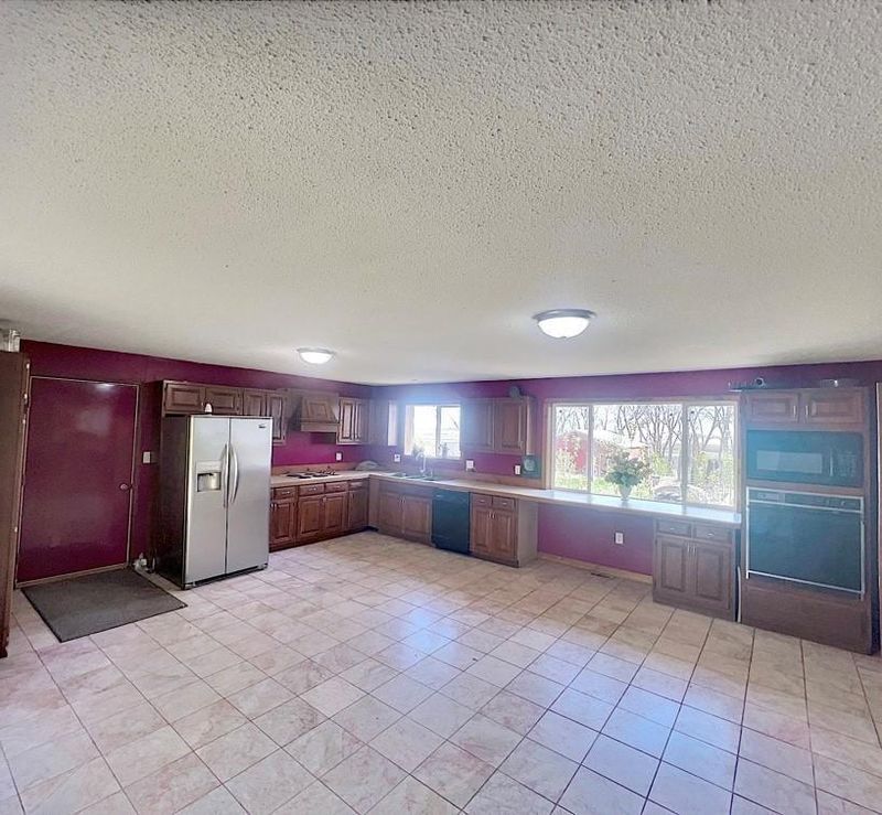 70509 460th St, Hector, MN 55342