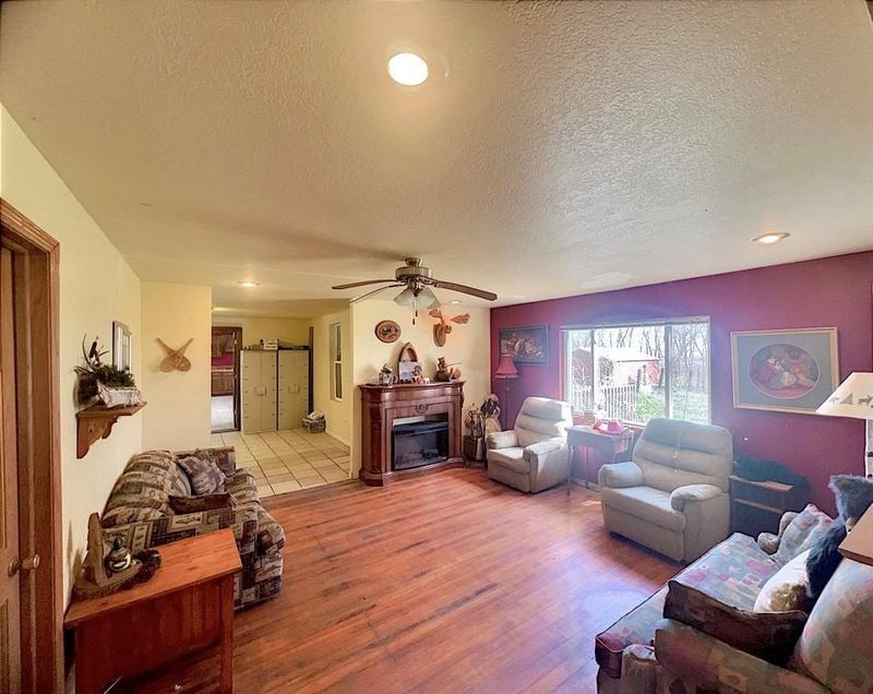 70509 460th St, Hector, MN 55342