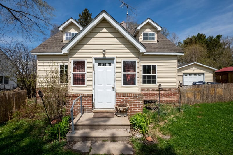 168 2nd Ave, Clayton, WI 54004