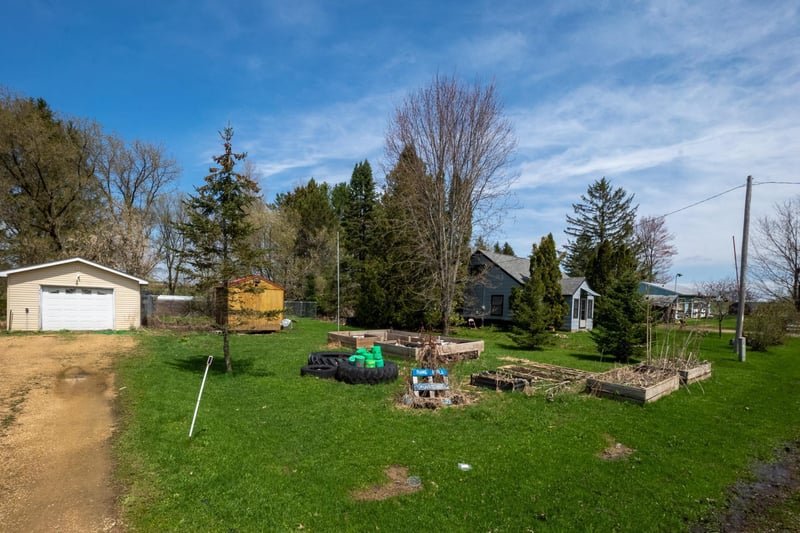 168 2nd Ave, Clayton, WI 54004