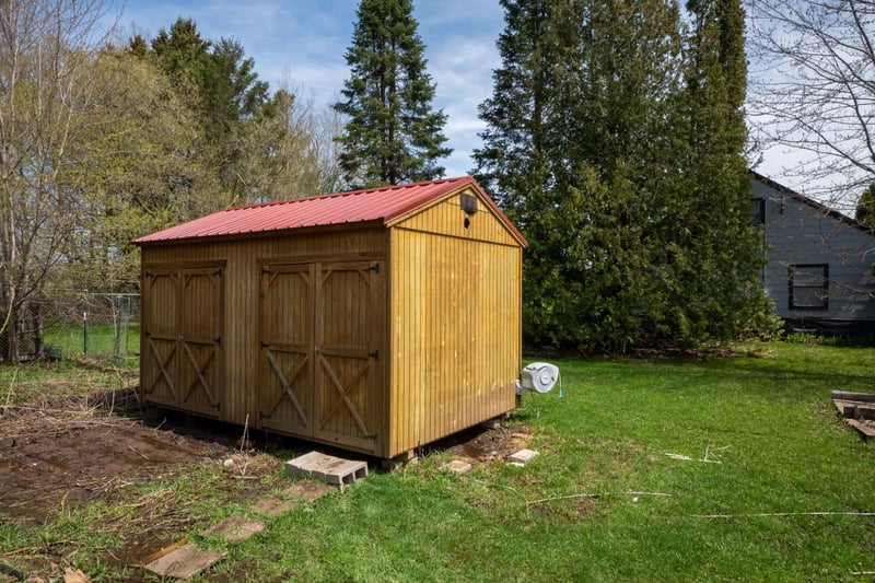 168 2nd Ave, Clayton, WI 54004