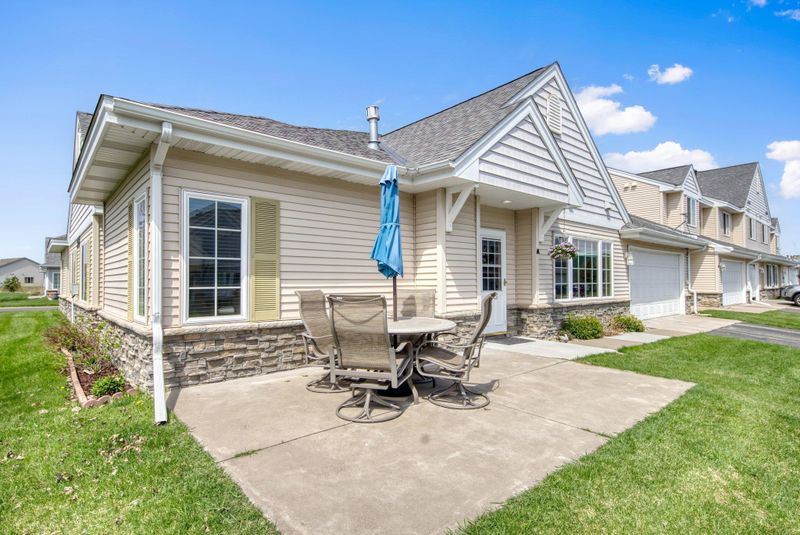 315 Roosevelt St S #A, Cambridge, MN 55008