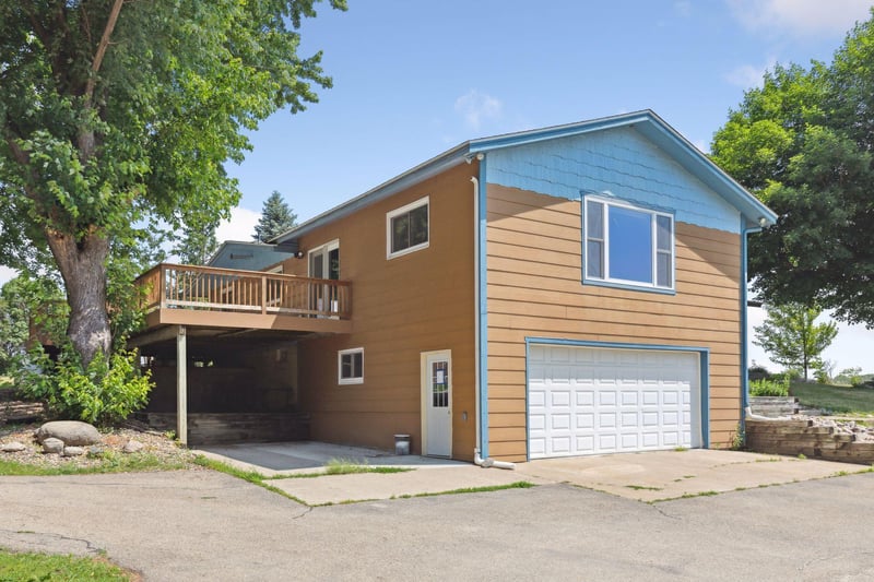 9511 40th St W, Webster, MN 55088