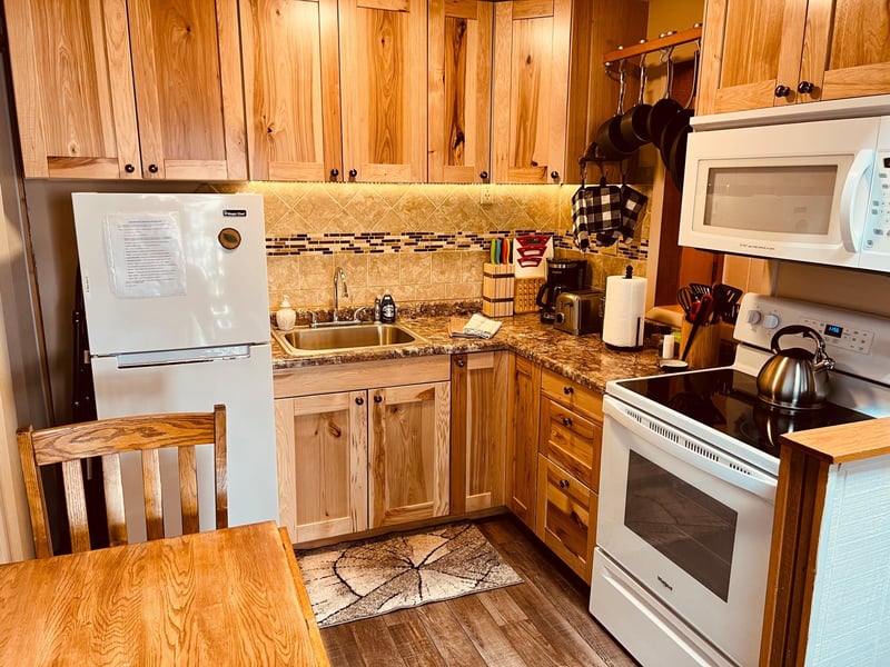 6626 W Highway 61 #N18, Tofte, MN 55615