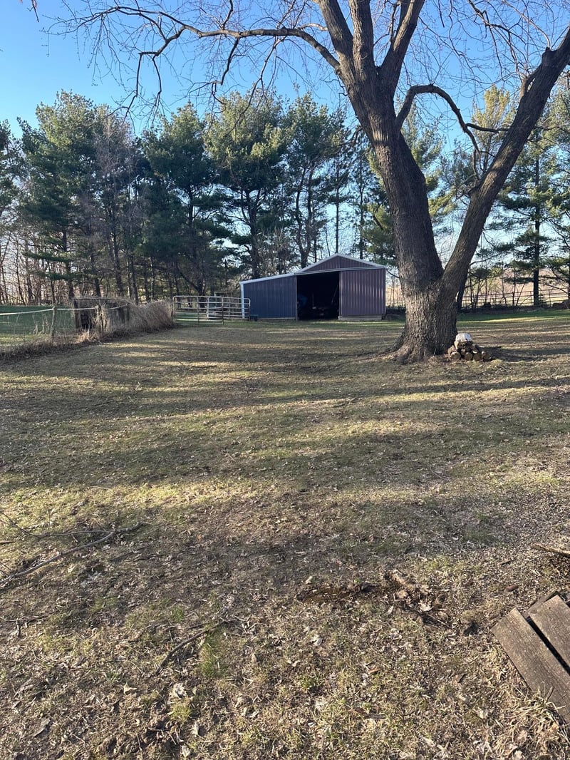 1270 30th St W, Webster, MN 55088