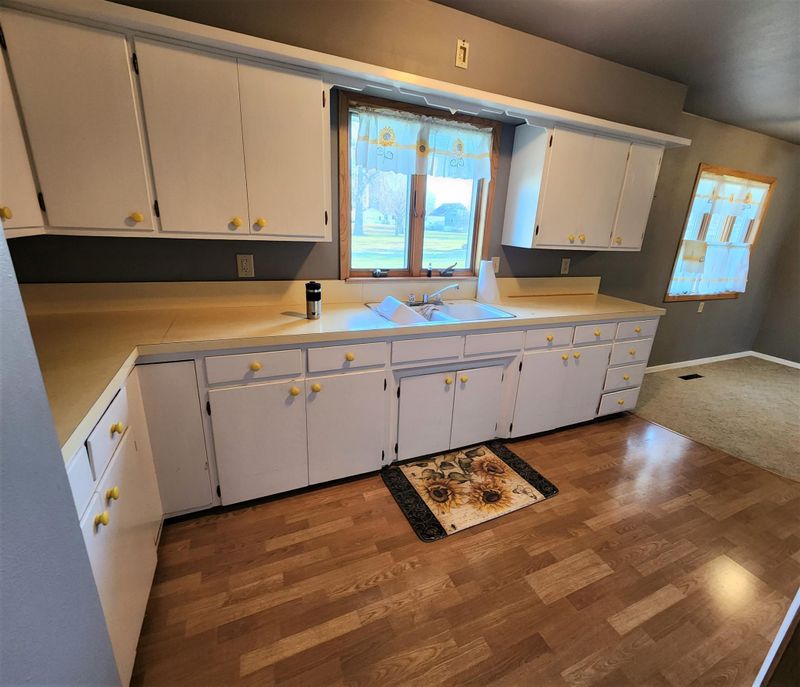 640 2nd Ave, Woodstock, MN 56186