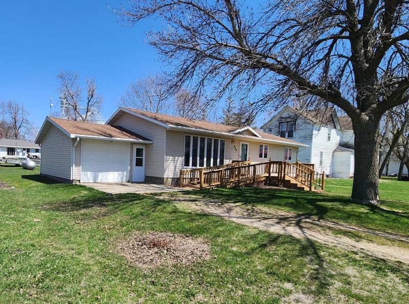 640 2nd Ave, Woodstock, MN 56186