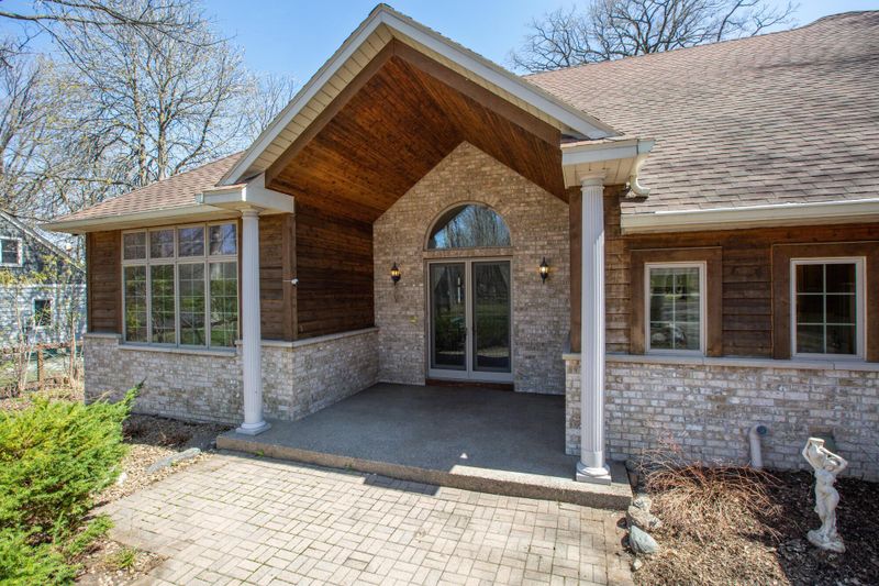 9000 W River Rd, Brooklyn Park, MN 55444