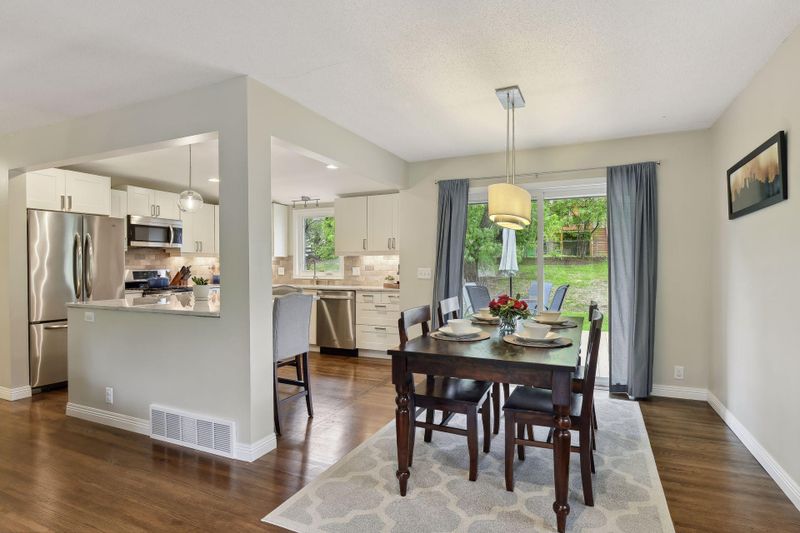 2330 Rhode Island Ave S, Saint Louis Park, MN 55426