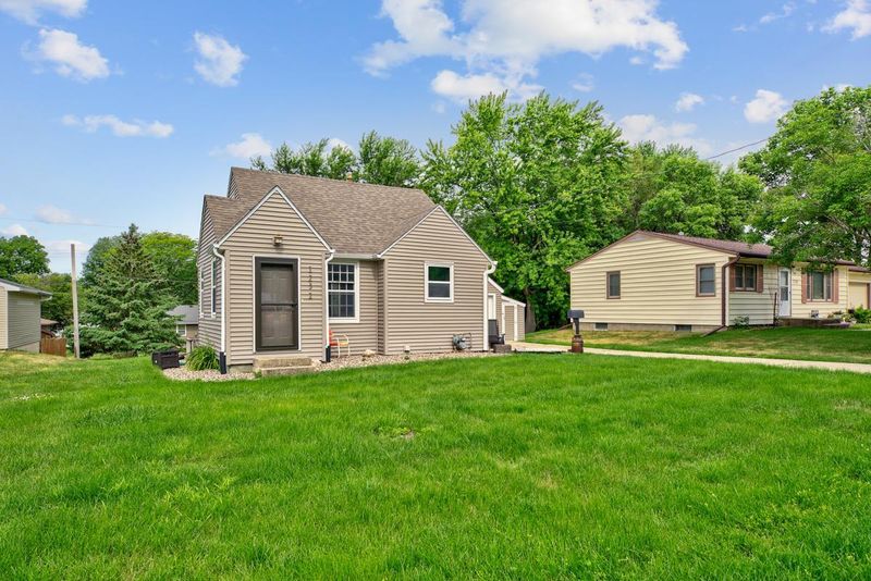 1232 Bigelow Ave, Owatonna, MN 55060