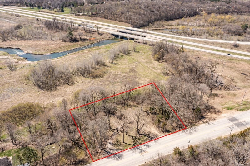 710 5th St NW, Oronoco, MN 55960
