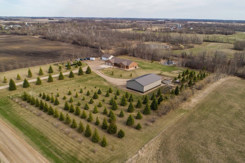 7380 Hope Rd SE, Nelson, MN 56355