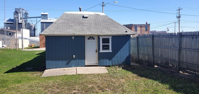 19 2nd St SW, Eyota, MN 55934