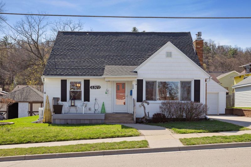 489 15th St, Red Wing, MN 55066