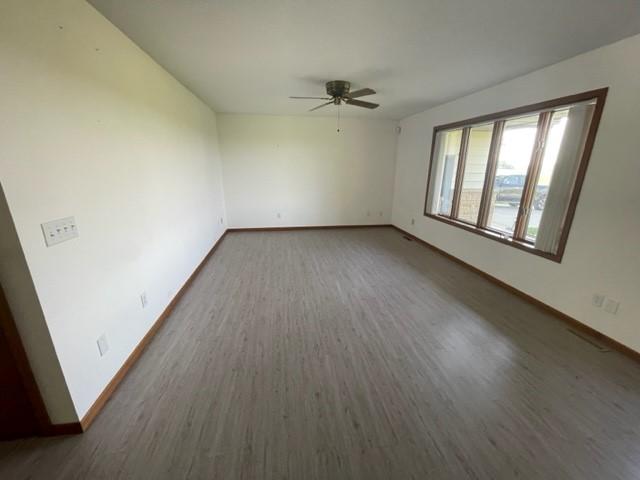 42768 Fort Rd, Saint Peter, MN 56082