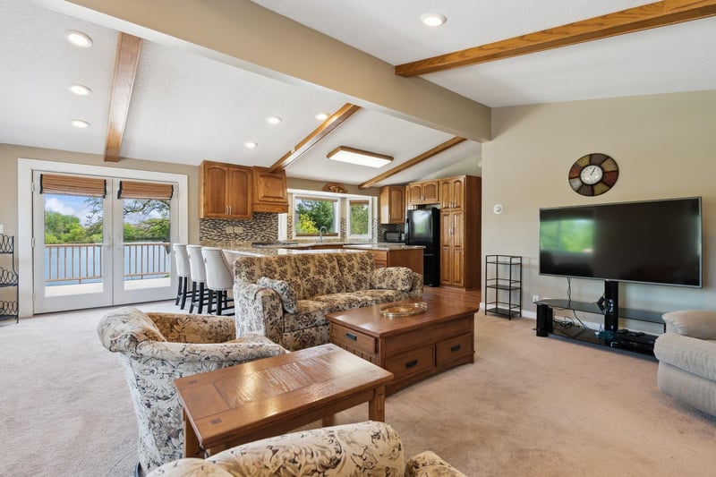 1320 Towerview Rd, Eagan, MN 55121