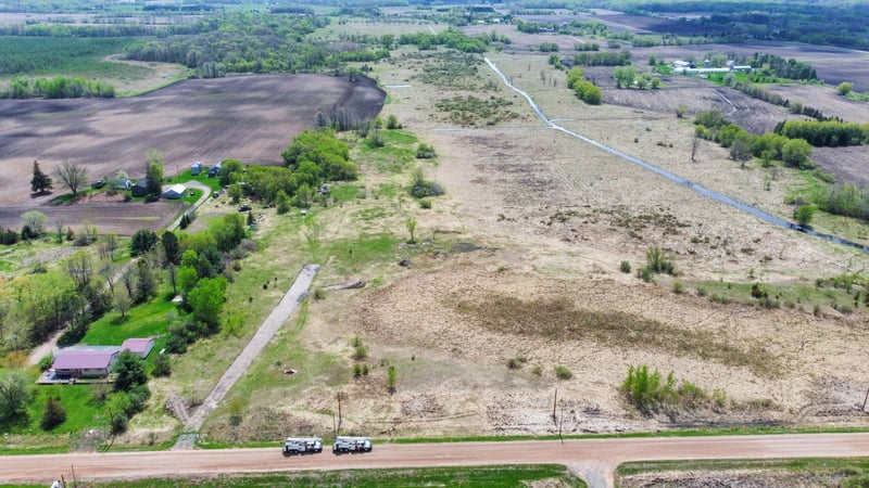 xxx 350th St, Shafer, MN 55074