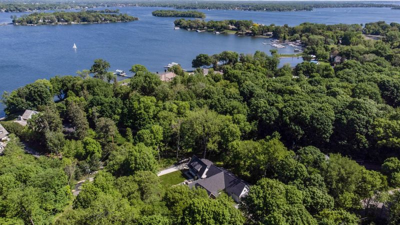27850 Woodside Rd, Excelsior, MN 55331